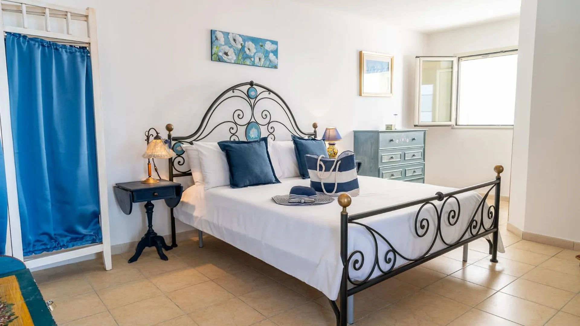 Inblue Suite Giardini Naxos 0*,  Italien